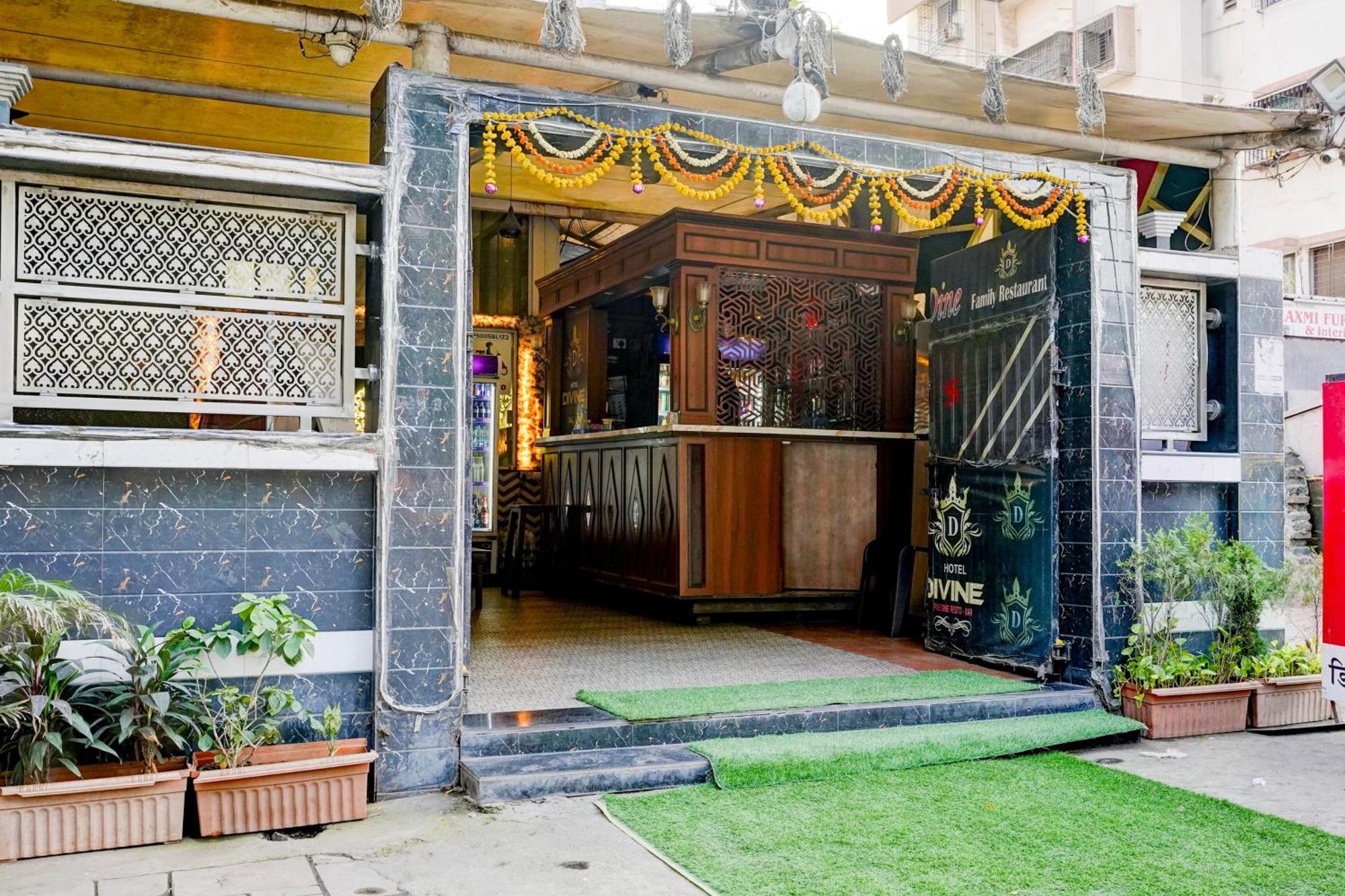 Super Hotel O Divine Fine Dine Lodging And Boarding Kalyān Buitenkant foto